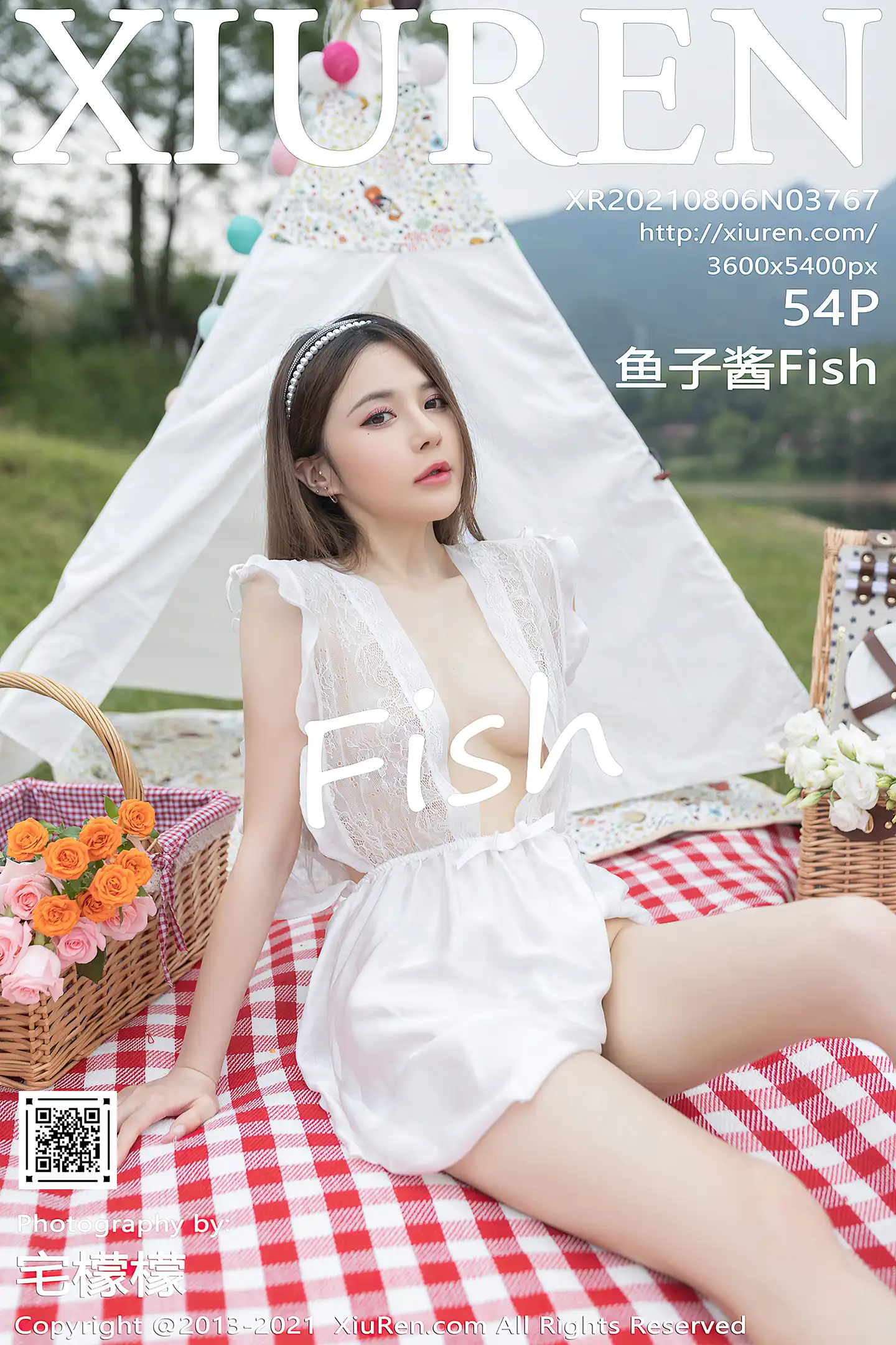 [XiuRen秀人网]VOL.3767 模特鱼子酱Fish湖畔野餐主题户外大尺度全脱秀诱人胴体诱惑写真54P-秀人网官方网站